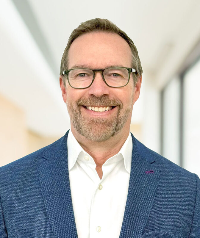 Peter Lowden, CFA<sup>®</sup> headshot